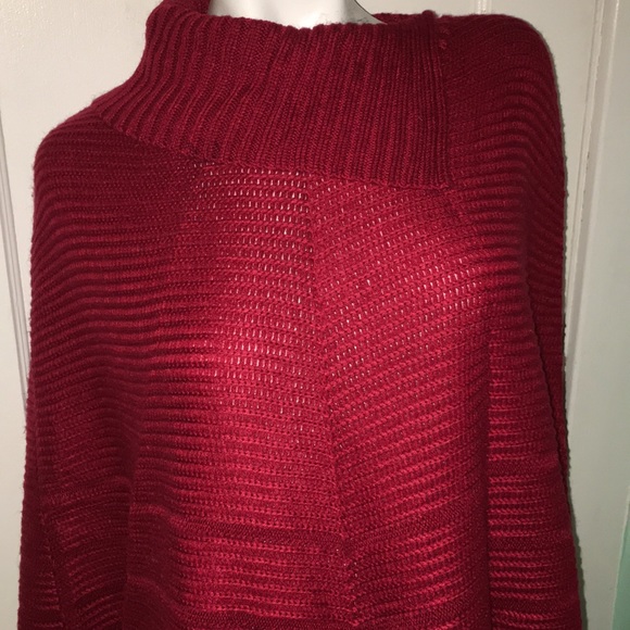 Karen Scott poncho - Picture 2 of 5